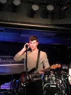 Shawn Mendes : shawn-mendes-1477511641.jpg