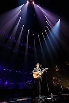 Shawn Mendes : shawn-mendes-1499684041.jpg