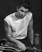 Shawn Mendes : shawn-mendes-1503219961.jpg