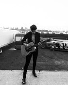 Shawn Mendes : shawn-mendes-1531316101.jpg