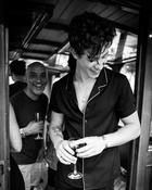 Shawn Mendes : shawn-mendes-1533762602.jpg