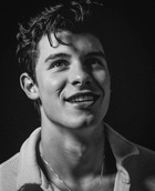 Shawn Mendes : shawn-mendes-1536481616.jpg