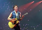 Shawn Mendes : shawn-mendes-1560613681.jpg