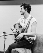 Shawn Mendes : shawn-mendes-1560661561.jpg