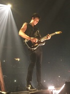 Shawn Mendes : shawn-mendes-1561753082.jpg