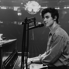 Shawn Mendes : shawn-mendes-1564599602.jpg