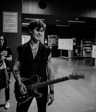 Shawn Mendes : shawn-mendes-1571336461.jpg