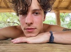 Shawn Mendes : shawn-mendes-1614978785.jpg