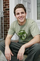 Shawn Pyfrom : shawn-pyfrom-1322089183.jpg