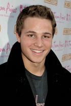 Shawn Pyfrom : shawn_pyfrom_1221159249.jpg