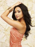 Shay Mitchell : shay-mitchell-1337814764.jpg