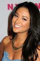 Shay Mitchell : shaymitchell_1276108929.jpg