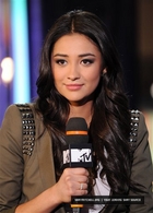 Shay Mitchell : shaymitchell_1297719055.jpg