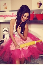 Shay Mitchell : shaymitchell_1300035490.jpg