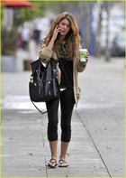 Shenae Grimes : shenaegrimes_1283710048.jpg