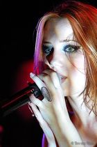 Simone Simons : simonesimons_1238980142.jpg