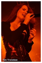 Simone Simons : simonesimons_1244229276.jpg