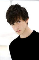 Skandar Keynes : skandar_keynes_1212499998.jpg