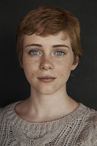 Sophia Lillis : sophia-lillis-1510722551.jpg