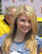 Stefanie Scott : stefaniescott_1290183043.jpg