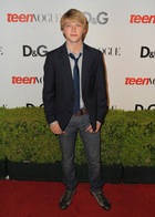 Sterling Knight : sterlingknight_1256550039.jpg