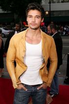 Steven Strait : steven_strait_1220326797.jpg