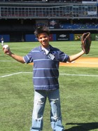 Taylor Lautner : TI4U_u1140974773.jpg