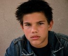 Taylor Lautner : TI4U_u1144778274.jpg