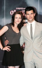 Taylor Lautner : TI4U_u1275774839.jpg