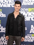 Taylor Lautner : taylor-lautner-1312768867.jpg