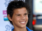 Taylor Lautner : taylor-lautner-1314397150.jpg