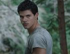 Taylor Lautner : taylor-lautner-1322261385.jpg