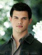 Taylor Lautner : taylor-lautner-1329075422.jpg