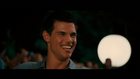 Taylor Lautner : taylor-lautner-1339381968.jpg