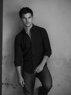 Taylor Lautner : taylor-lautner-1347207280.jpg