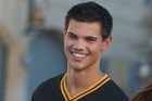 Taylor Lautner : taylor-lautner-1373677104.jpg