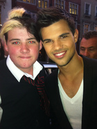 Taylor Lautner : taylor-lautner-1377093526.jpg