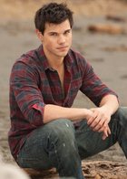 Taylor Lautner : taylor-lautner-1377715252.jpg