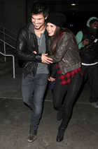 Taylor Lautner : taylor-lautner-1387546967.jpg