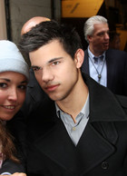 Taylor Lautner : taylor_lautner_1259351462.jpg