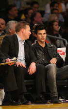 Taylor Lautner : taylor_lautner_1266524147.jpg