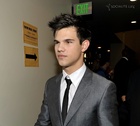 Taylor Lautner : taylor_lautner_1266719532.jpg