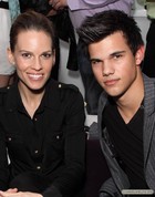 Taylor Lautner : taylor_lautner_1266773182.jpg