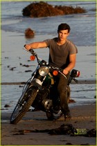 Taylor Lautner : taylor_lautner_1268654812.jpg