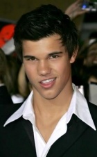 Taylor Lautner : taylor_lautner_1274047314.jpg