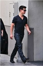 Taylor Lautner : taylor_lautner_1280110738.jpg