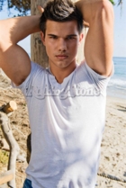 Taylor Lautner : taylor_lautner_1282613164.jpg