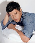 Taylor Lautner : taylor_lautner_1284249036.jpg