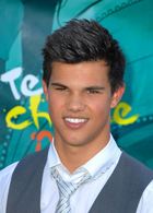 Taylor Lautner : taylor_lautner_1284249157.jpg