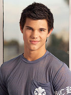 Taylor Lautner : taylor_lautner_1284249825.jpg